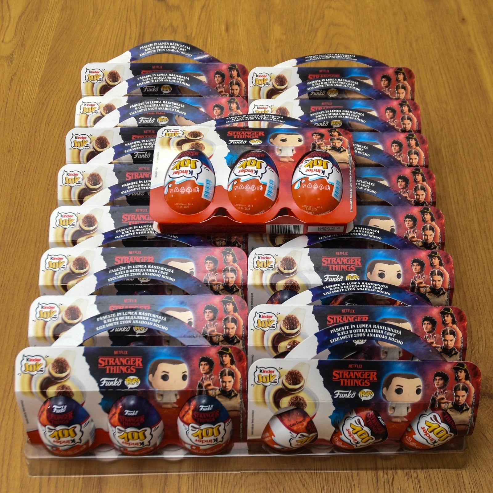 Kinder Joy Stranger Things Edition – Chocolate Egg with Surprise Funko Toy